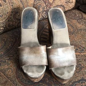 Freebird Wooden platforms